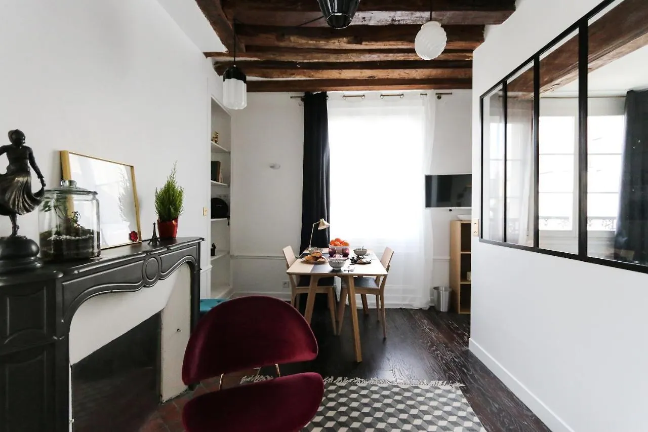 Paris, Bastille, Style Atelier D Artiste 0*, Paris
